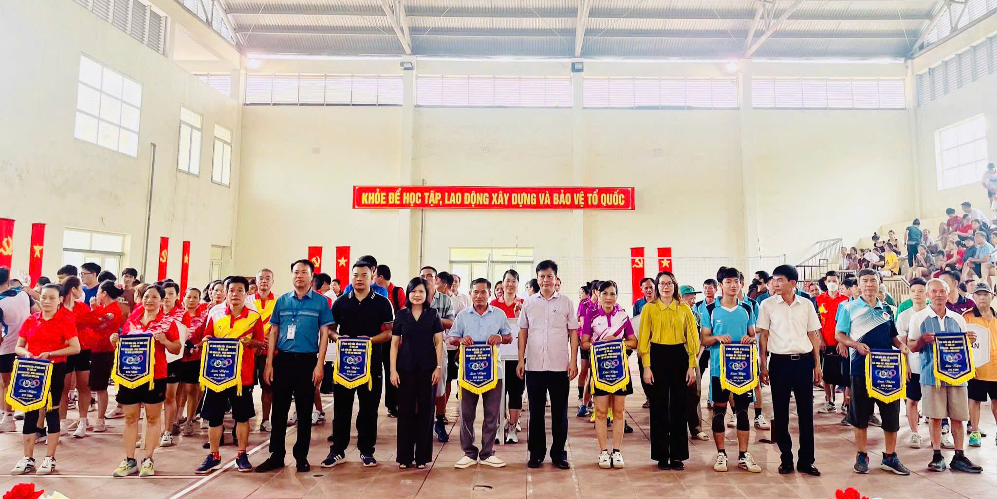 Xã Hòa Lạc sôi động chuỗi hoạt động thể thao, lan tỏa khí thế chào mừng Cách mạng Tháng Tám và Quốc khánh 2-9