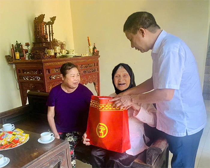 Xã Yên Lãng tri ân các gia đình chính sách: Khẳng định đạo lý "Uống nước nhớ nguồn"