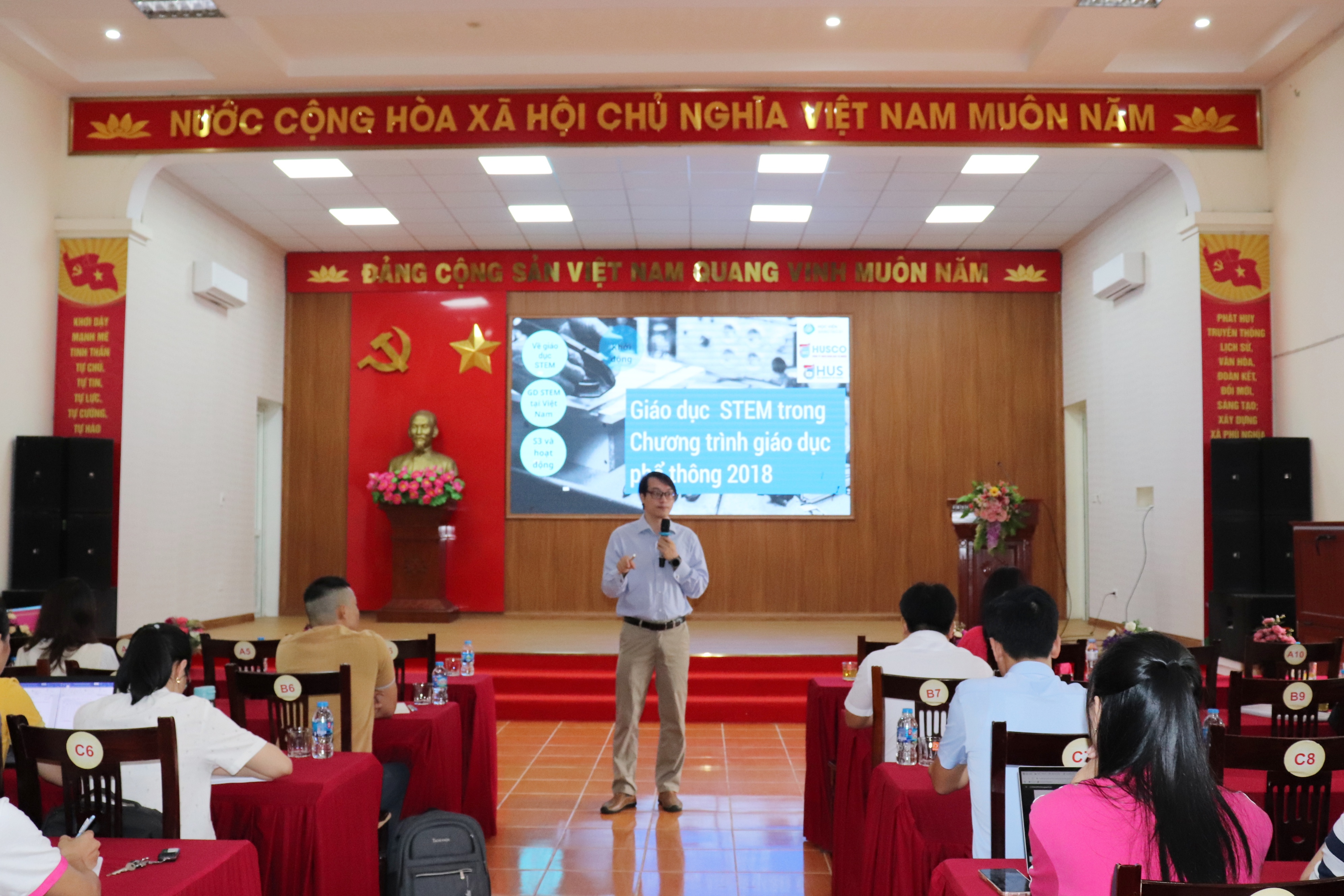 Xã Phú Nghĩa tập huấn giáo dục STEM và kỹ năng sống, nâng cao năng lực đội ngũ giáo viên