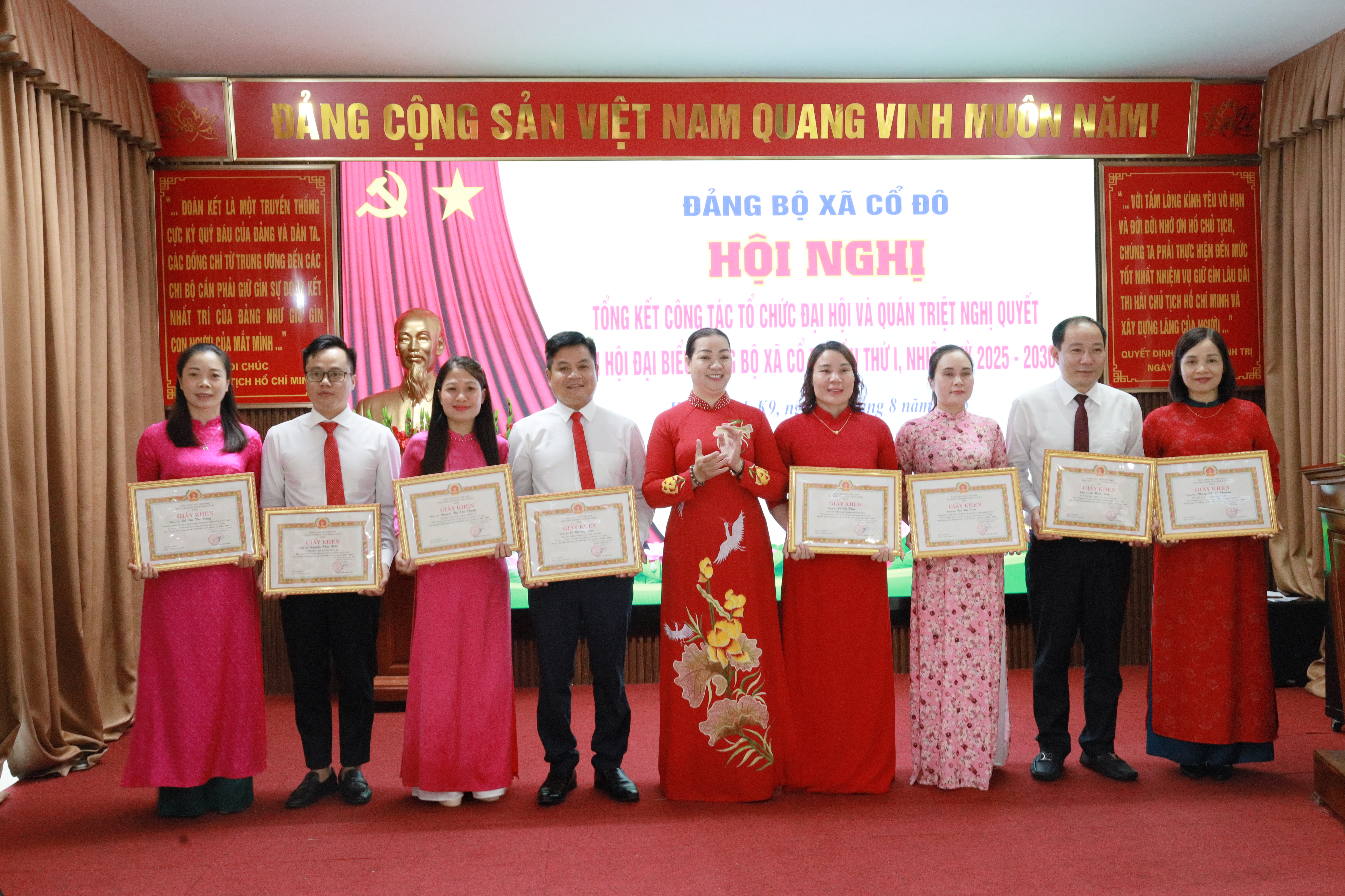 Xã Cổ Đô báo công dâng Bác, quyết tâm đưa nghị quyết Đại hội Đảng bộ lần thứ I vào cuộc sống