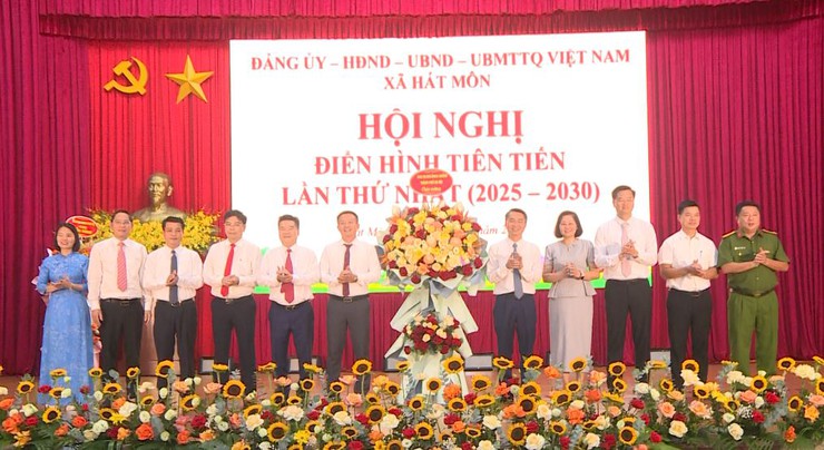 Xã Hát Môn phát huy phong trào thi đua yêu nước, khẳng định bản lĩnh và khát vọng vươn lên trong thời kỳ đổi mới