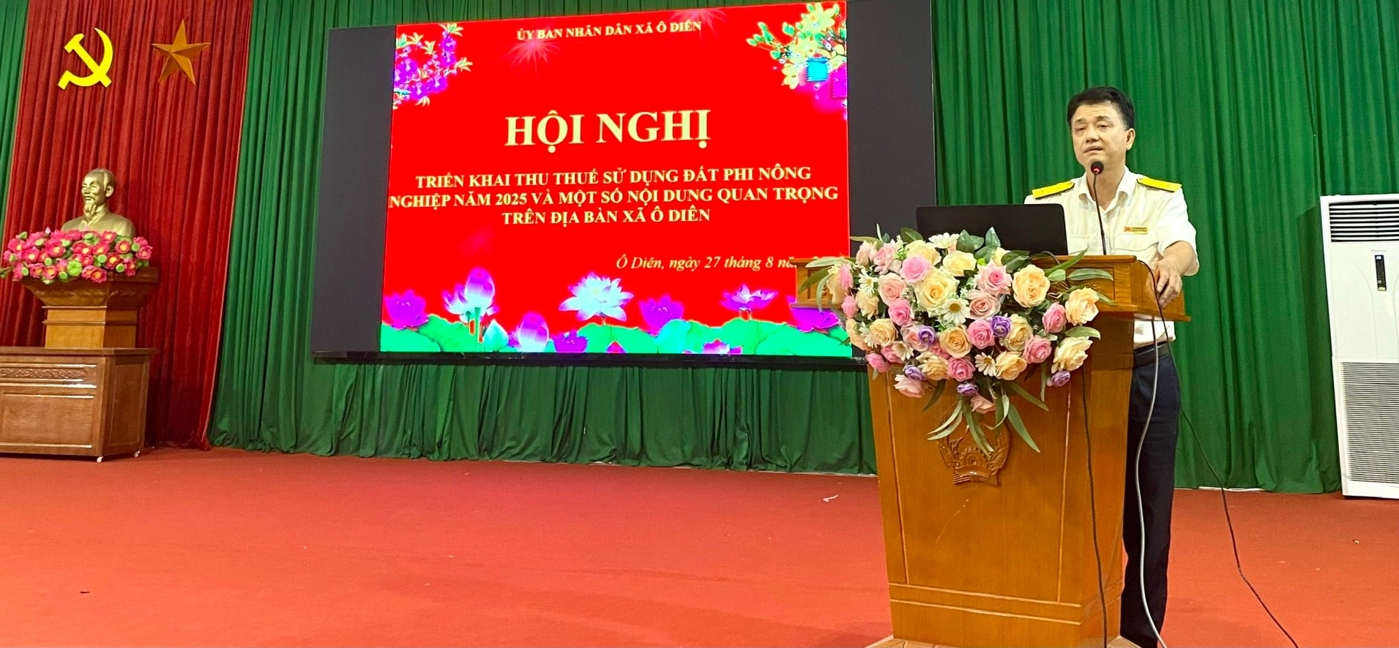 Xã Ô Diên triển khai thu thuế đất phi nông nghiệp qua E-TAX Mobile: Đẩy mạnh chuyển đổi số trong quản lý tài chính
