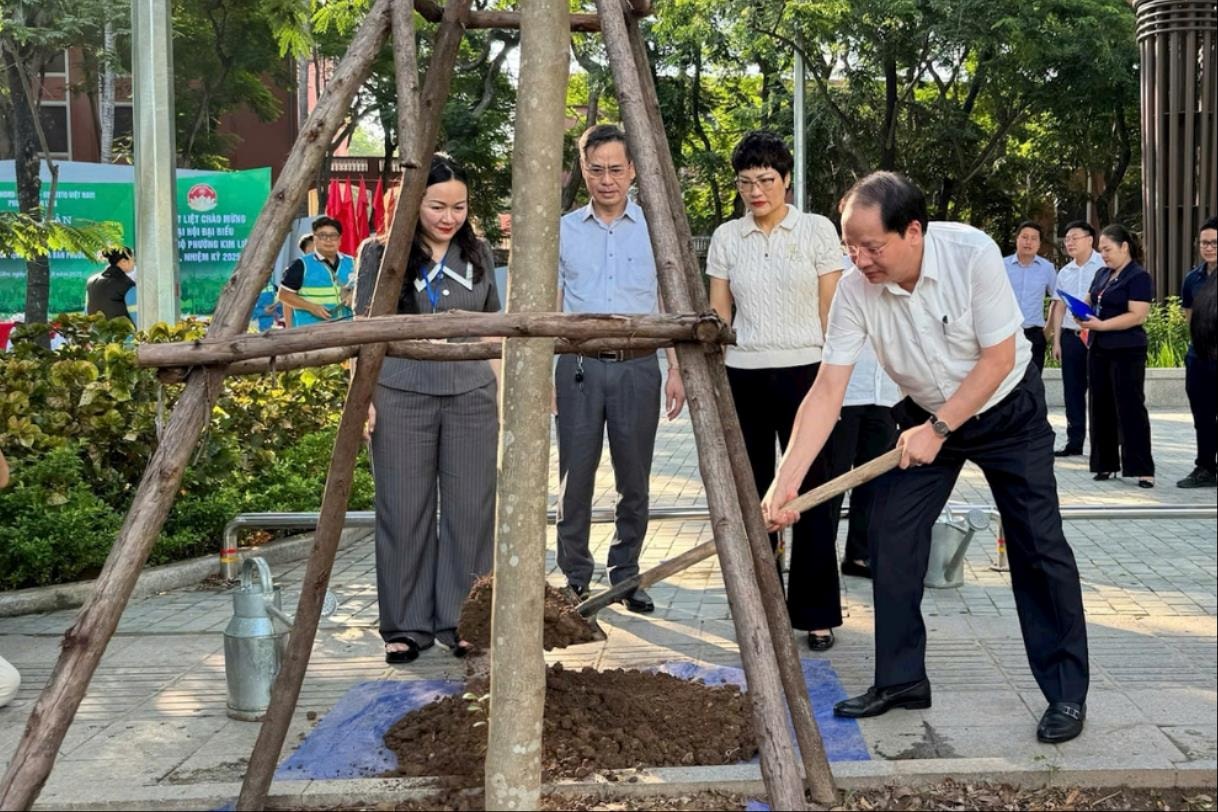 Phường Kim Liên ra quân chỉnh trang đô thị: Kiến tạo một đô thị “sáng - xanh - sạch - đẹp” 