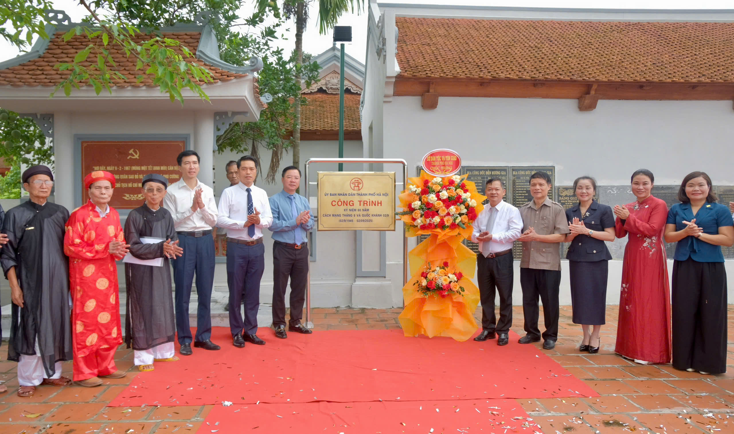 Khánh thành, gắn biển công trình tu bổ Đền Hương Gia: Tiếp nối giá trị lịch sử và văn hóa