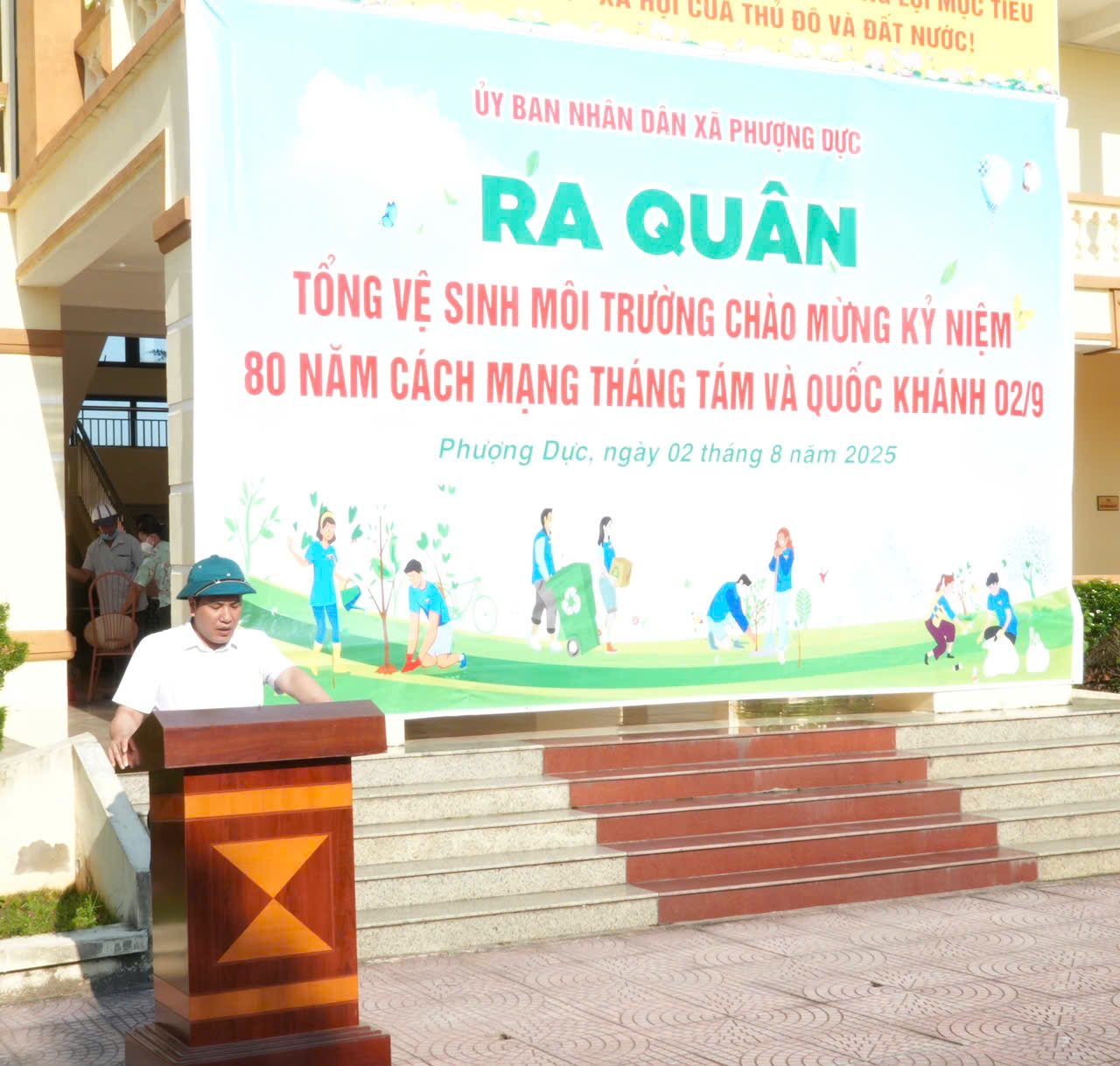 Xã Phượng Dực lan toả phong trào “Xanh - Sạch - Đẹp” chào mừng 80 năm Cách mạng Tháng Tám và Quốc khánh 2-9
