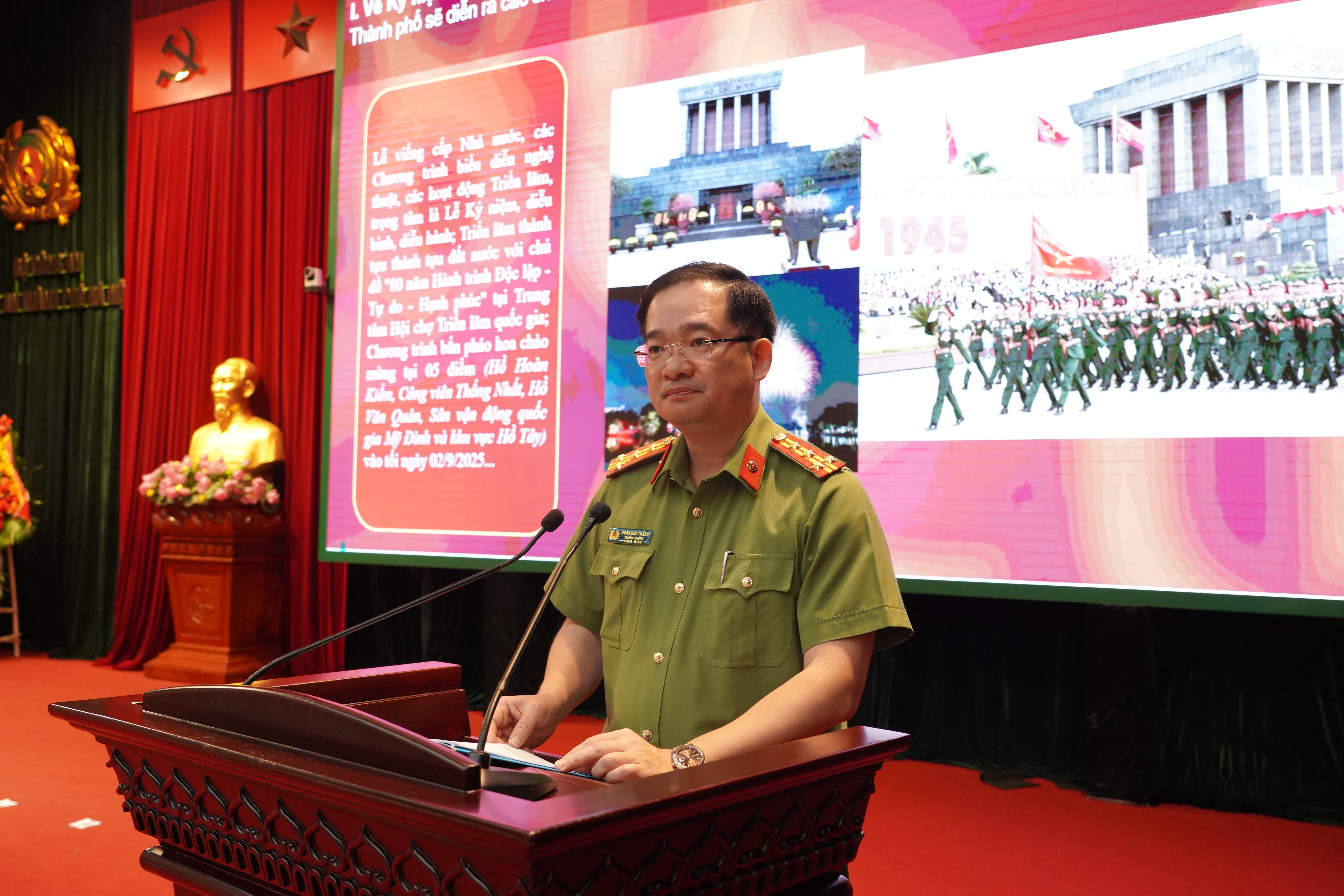 Công an thành phố Hà Nội triển khai kế hoạch tổng thể bảo đảm an ninh, an toàn Đại lễ kỷ niệm 80 năm Cách mạng Tháng Tám và Quốc khánh 2-9