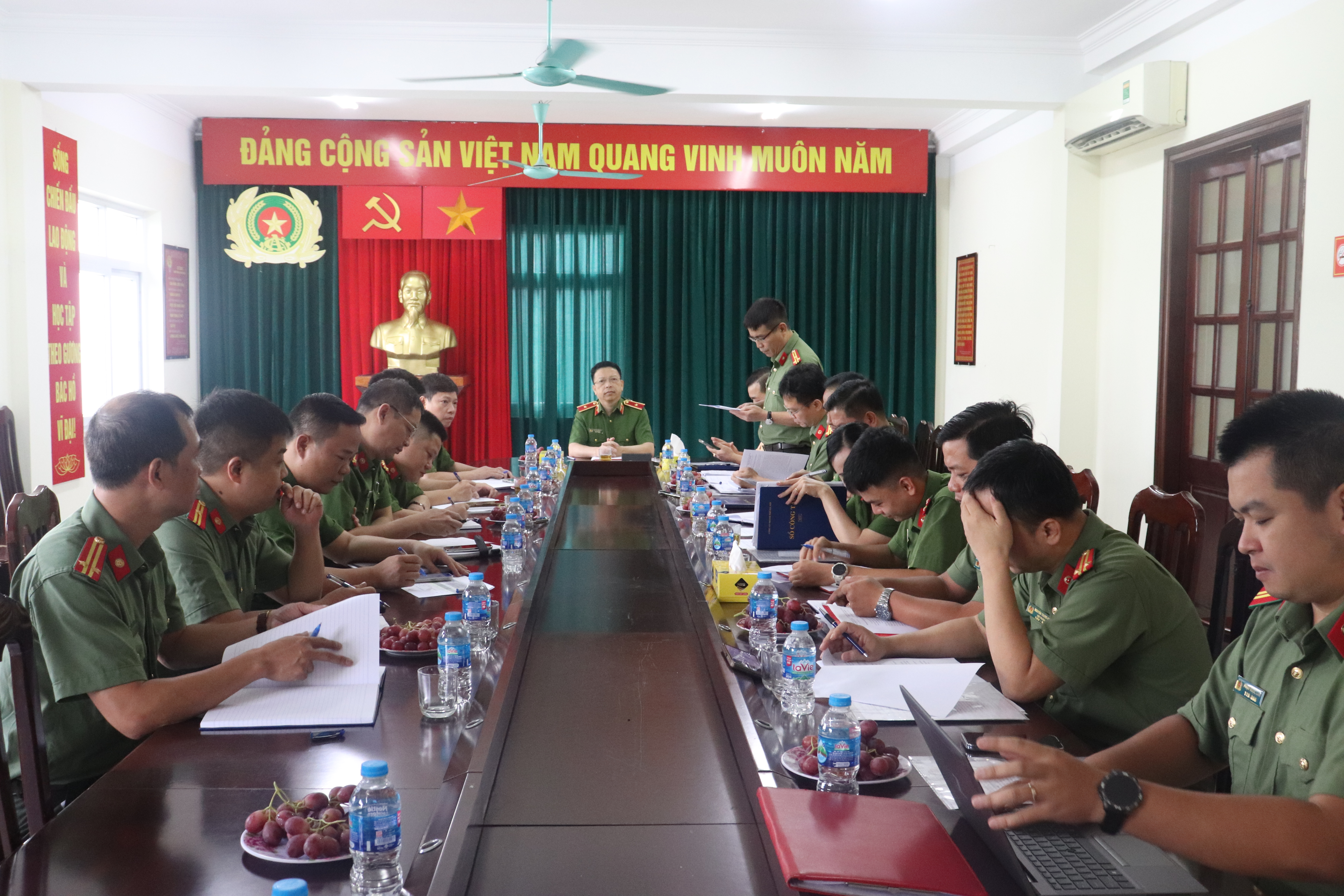 Thiếu tướng Nguyễn Hồng Ky: Bảo đảm Công an phường nhanh chóng ổn định tổ chức, nâng cao hiệu quả phục vụ nhân dân