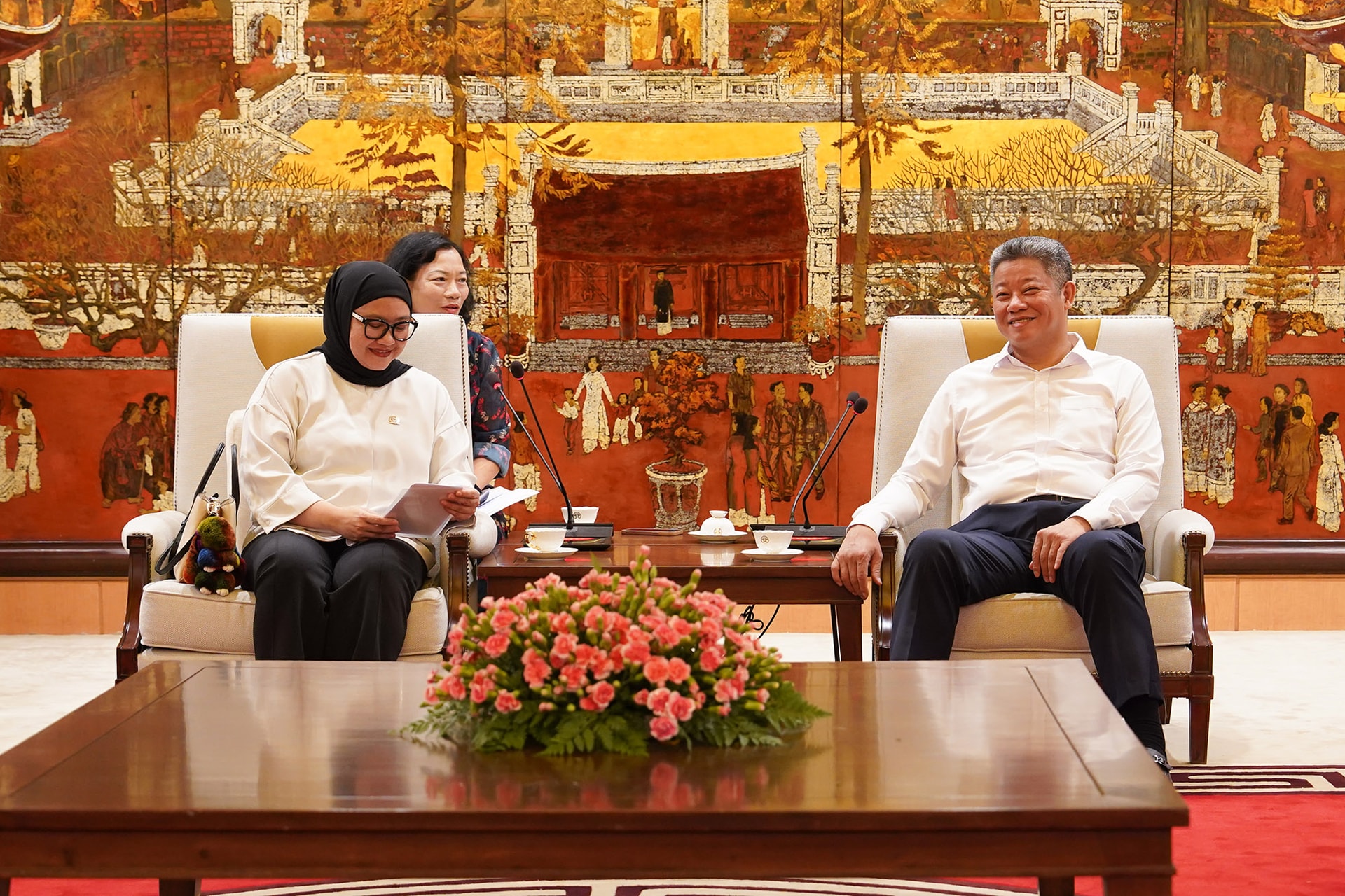 Hà Nội và Indonesia tăng cường hợp tác phát triển kinh tế xanh, chia sẻ kinh nghiệm xử lý rác thải đô thị