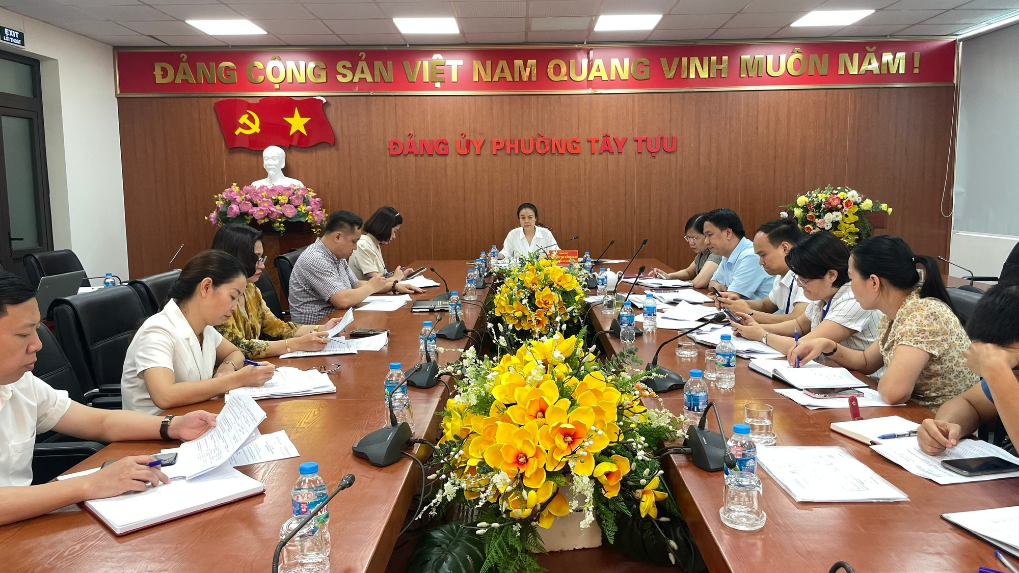 Đảng ủy phường Tây Tựu tập trung chuẩn bị chu đáo cho Đại hội Đảng bộ phường lần thứ I, nhiệm kỳ 2025-2030