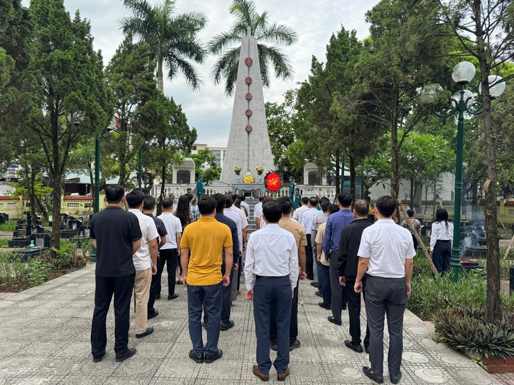 Phường Phú Lương chính thức đi vào hoạt động: Phát huy truyền thống, kiến tạo chính quyền vì dân phục vụ