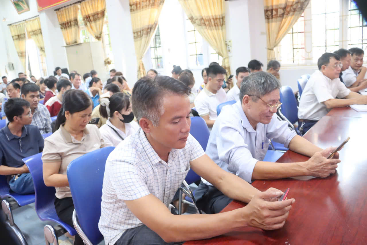 Xã Đại Xuyên tổ chức tập huấn chuyển đổi số: Lan toả kỹ năng số đến từng người dân