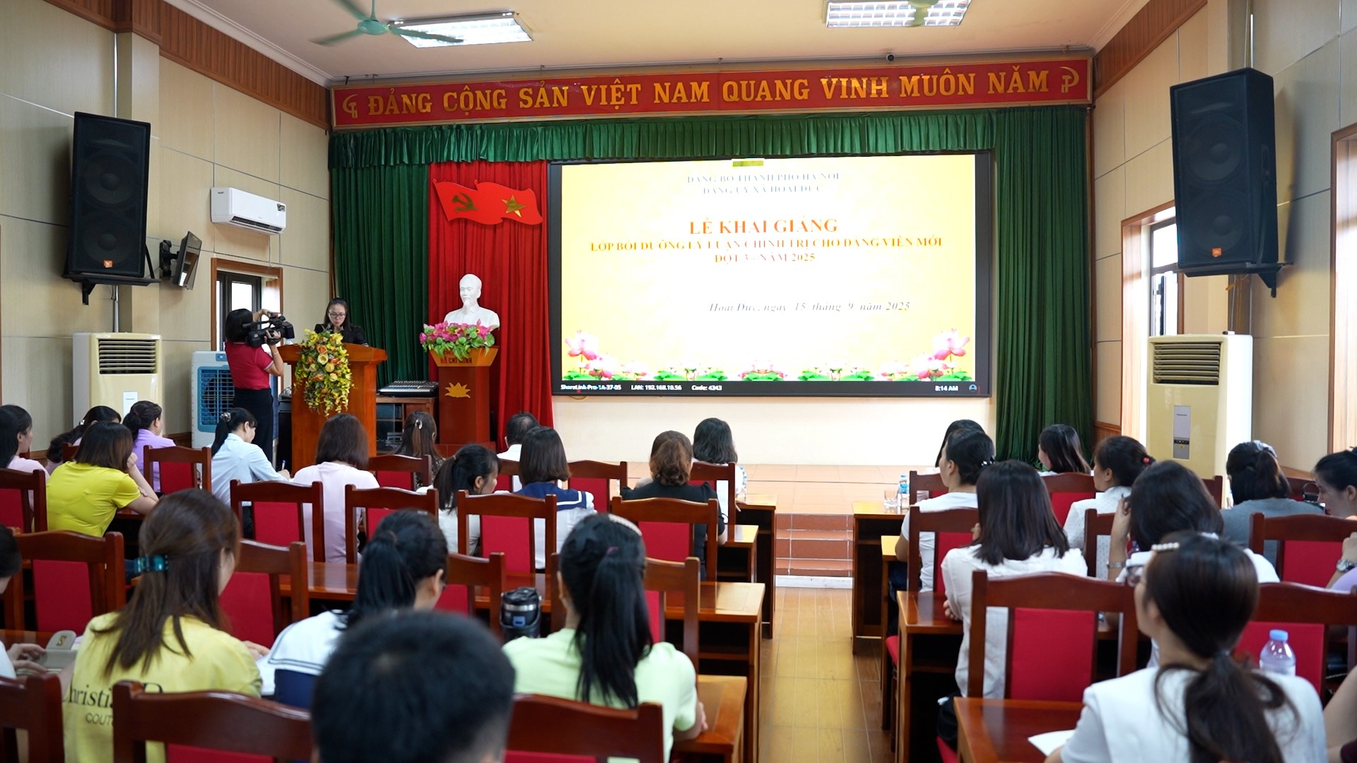 Trung tâm Chính trị khu vực Hoài Đức tổ chức khai mạc lớp bồi dưỡng lý luận chính trị cho đảng viên mới đợt 3 năm 2025