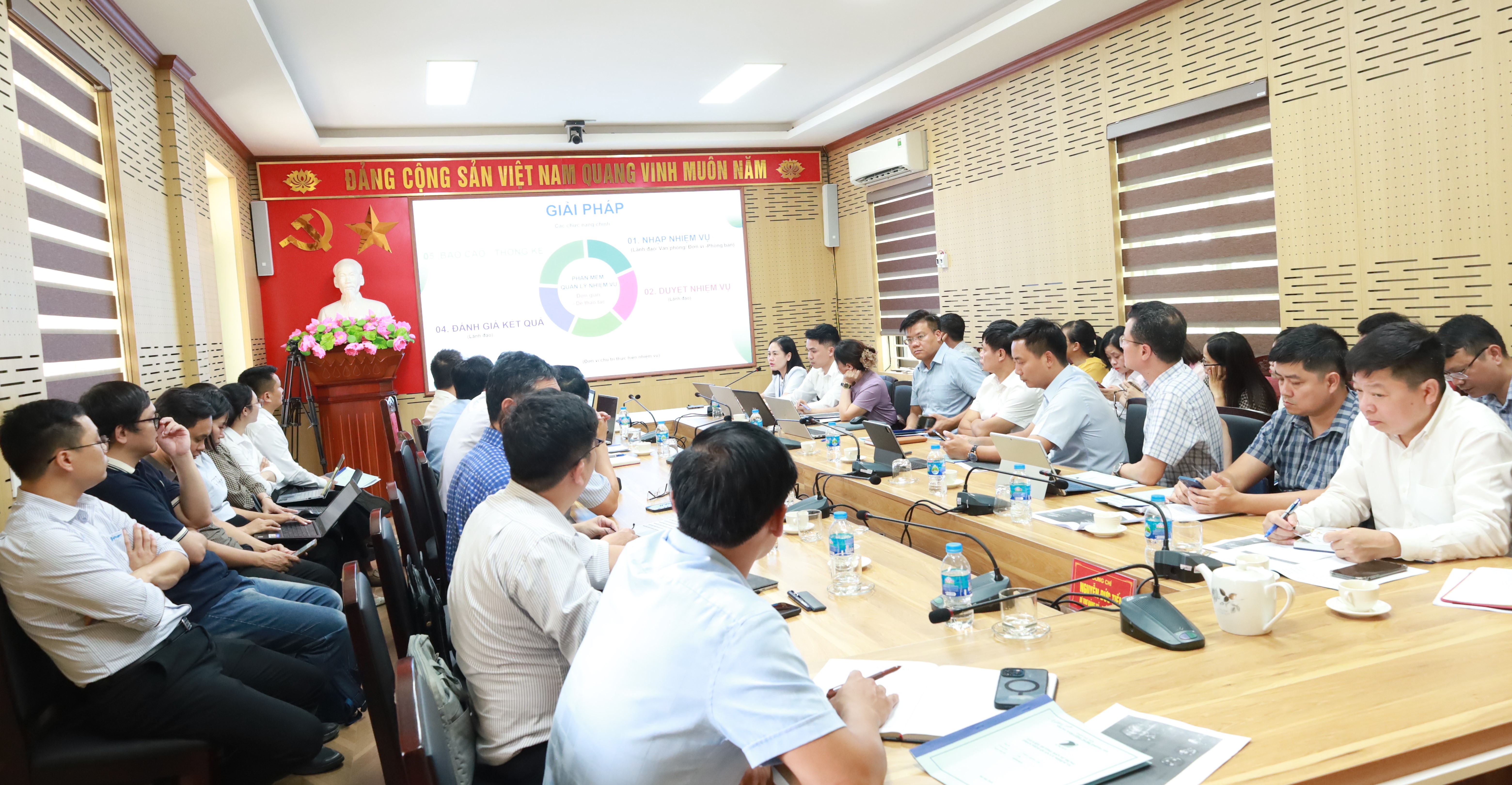 VNPT Hà Nội đồng hành cùng xã Minh Châu trong tiến trình chuyển đổi số