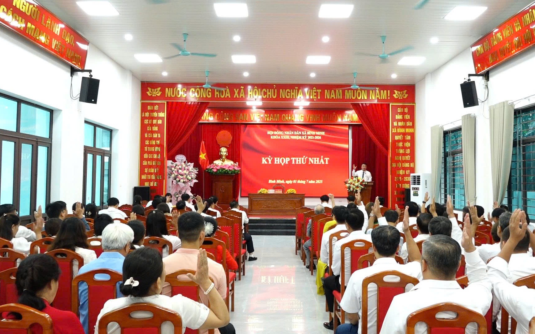 HĐND xã Bình Minh họp kỳ đầu: Kiện toàn bộ máy, khởi đầu nhiệm kỳ mới với quyết tâm đổi mới, hiệu quả