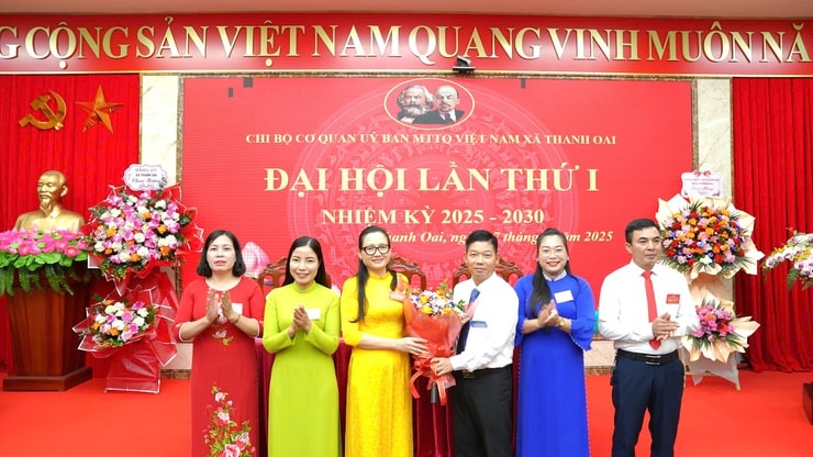 Chi bộ Ủy ban MTTQ xã Thanh Oai: Phát huy vai trò nòng cốt trong khối đại đoàn kết toàn dân