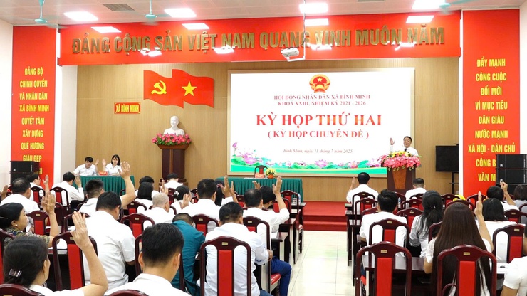 HĐND xã Bình Minh họp chuyên đề: Quyết tâm xây dựng bộ máy chính quyền hoạt động hiệu lực, hiệu quả sau sắp xếp hành chính