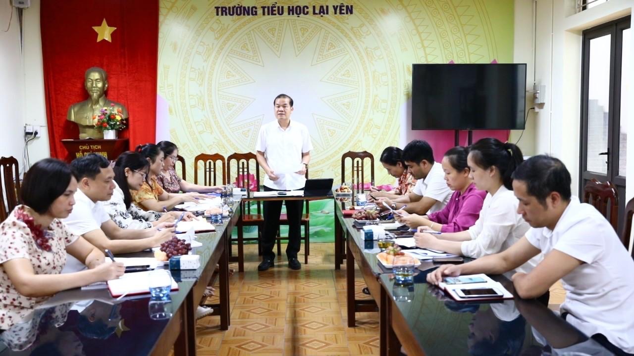 Thường trực HĐND xã Sơn Đồng: Khảo sát cơ sở vật chất các trường học, đảm bảo điều kiện năm học mới