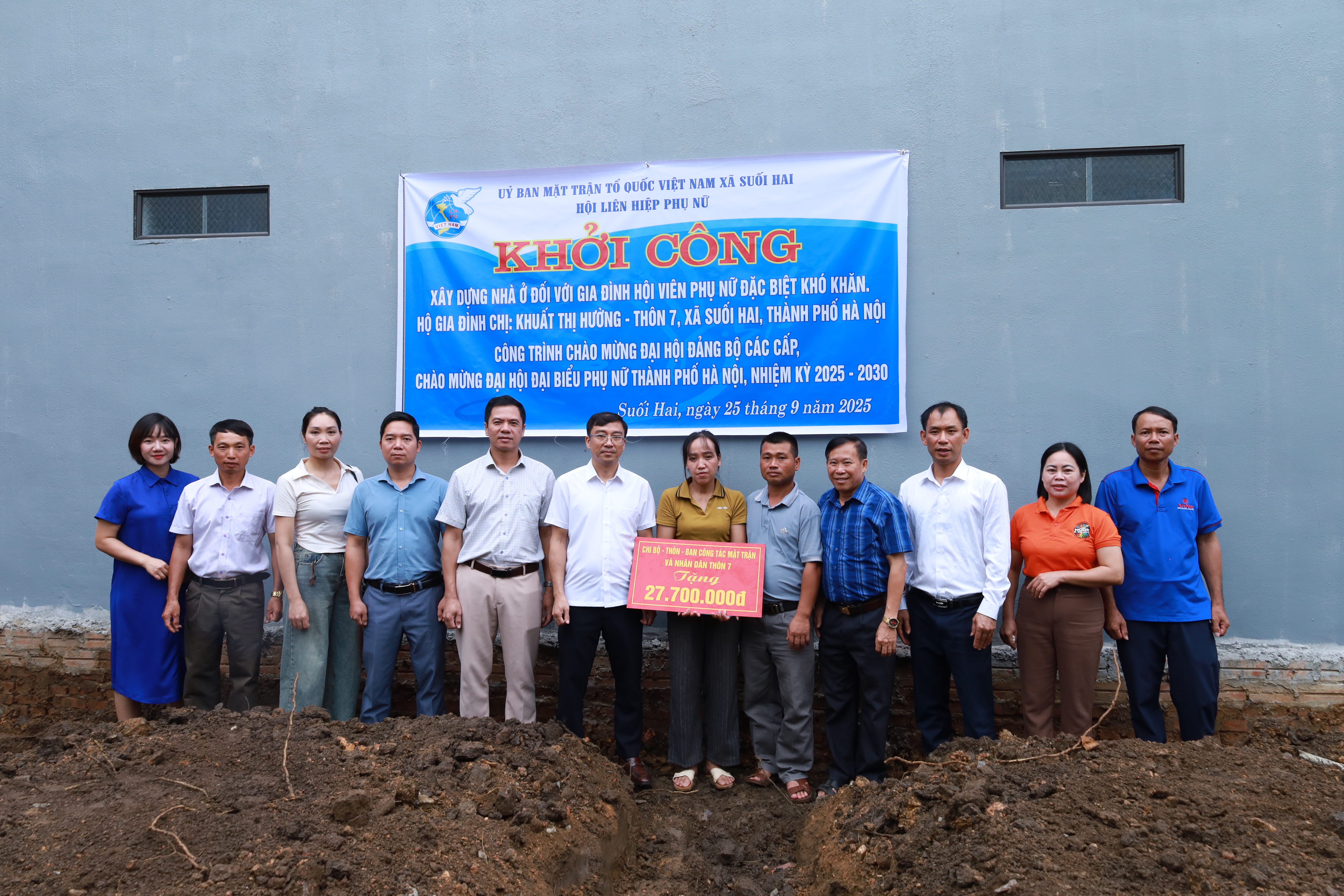 Lan tỏa tinh thần đại đoàn kết: Trao mái ấm nghĩa tình cho hộ nghèo xã Suối Hai