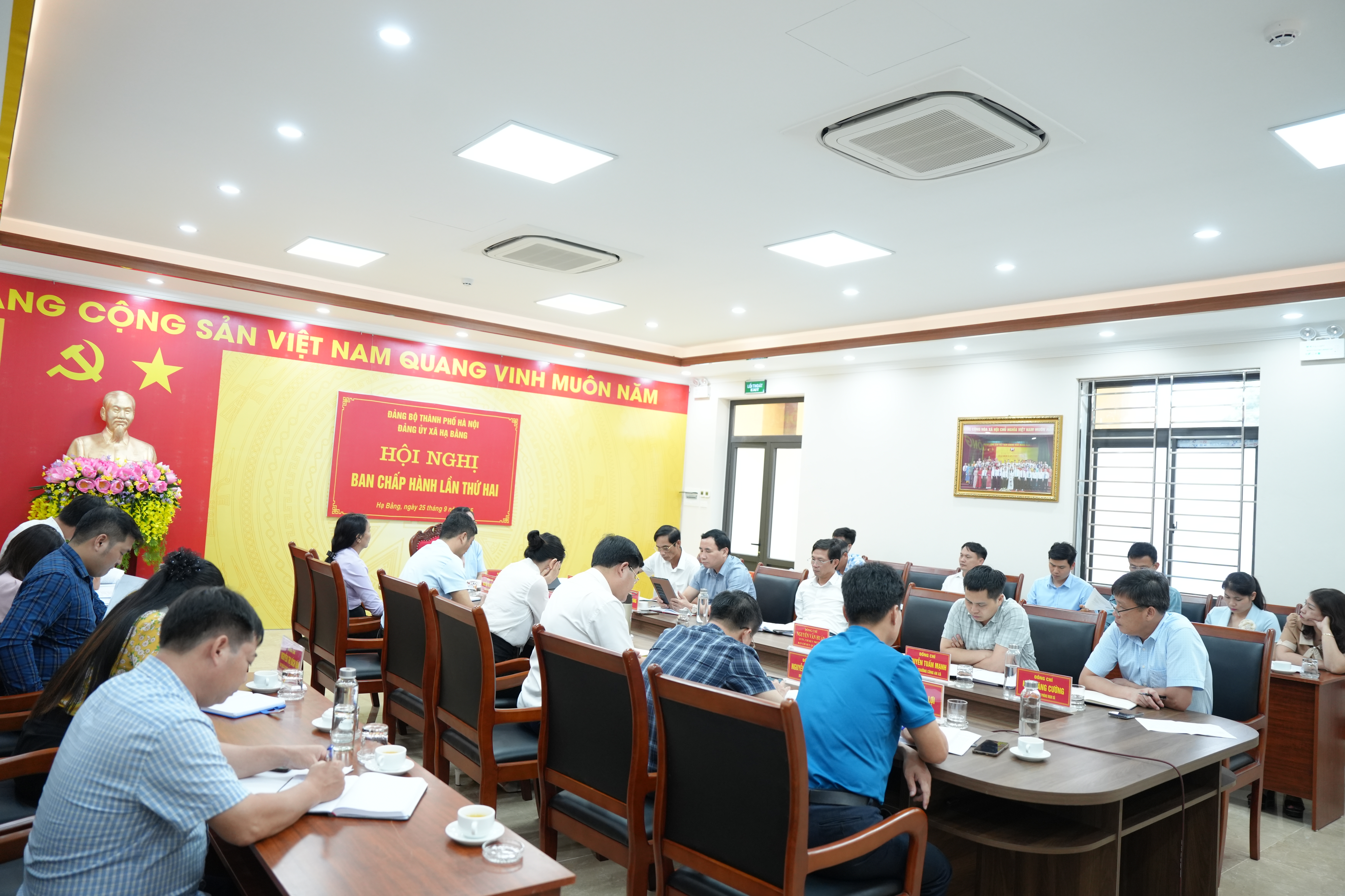 Nhiều nội dung quan trọng được thông qua tại Hội nghị Ban Chấp hành Đảng bộ xã Hạ Bằng lần thứ hai