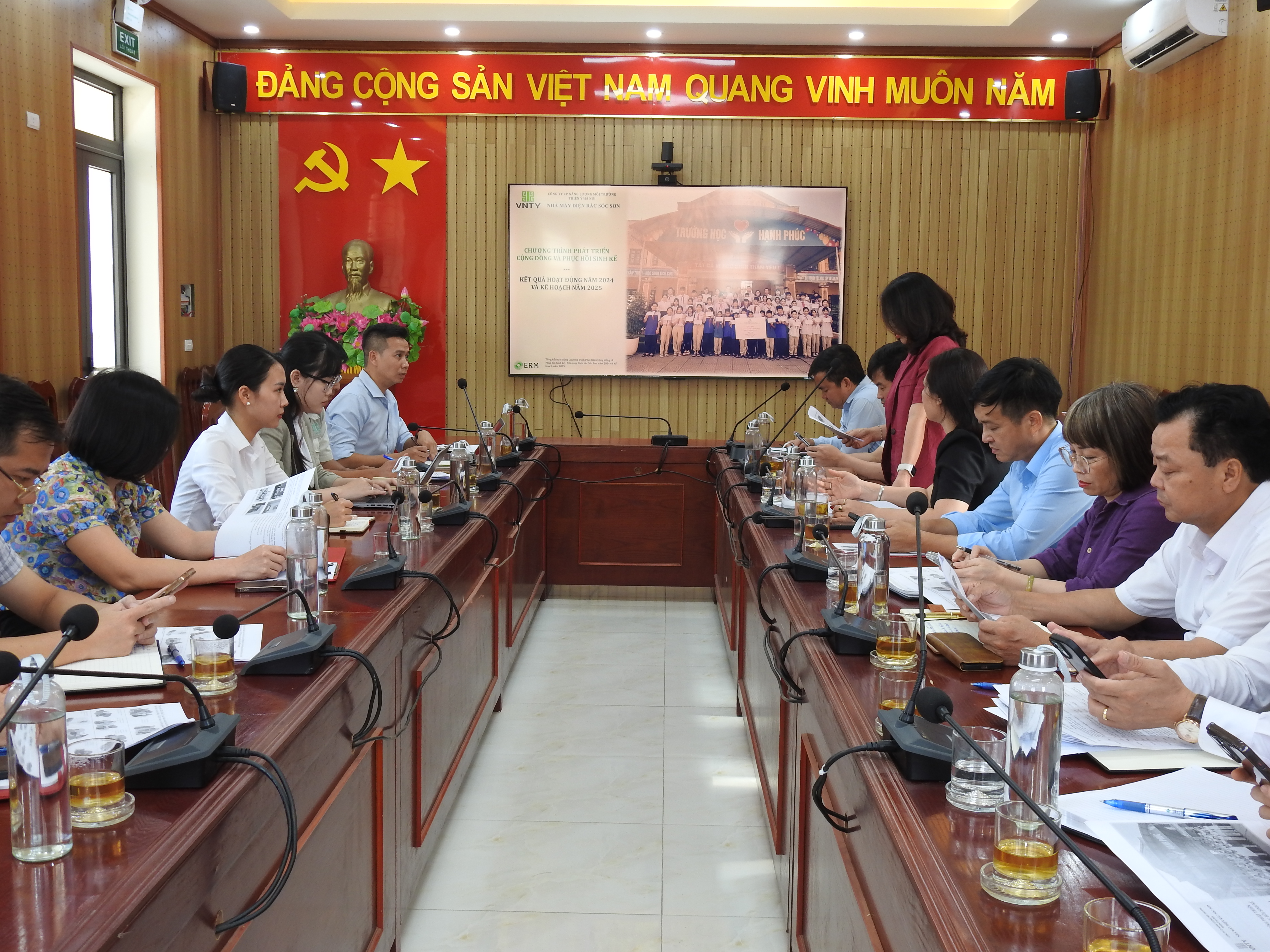 Phát triển cộng đồng và phục hồi sinh kế cho người dân ảnh hưởng môi trường Khu liên hợp xử lý chất thải Sóc Sơn