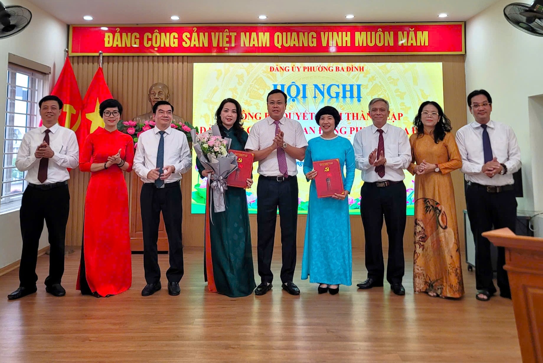 Phường Ba Đình kiện toàn tổ chức Đảng: Củng cố nền tảng lãnh đạo, hướng tới Đại hội Đảng bộ phường lần thứ I