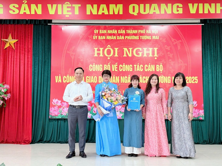 Phường Tương Mai kiện toàn đơn vị sự nghiệp công lập và công bố dự toán ngân sách năm 2025