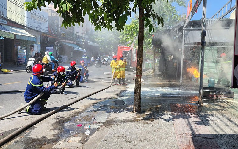 Siết chặt an toàn phòng cháy, chữa cháy và cứu nạn, cứu hộ trong mùa hanh khô