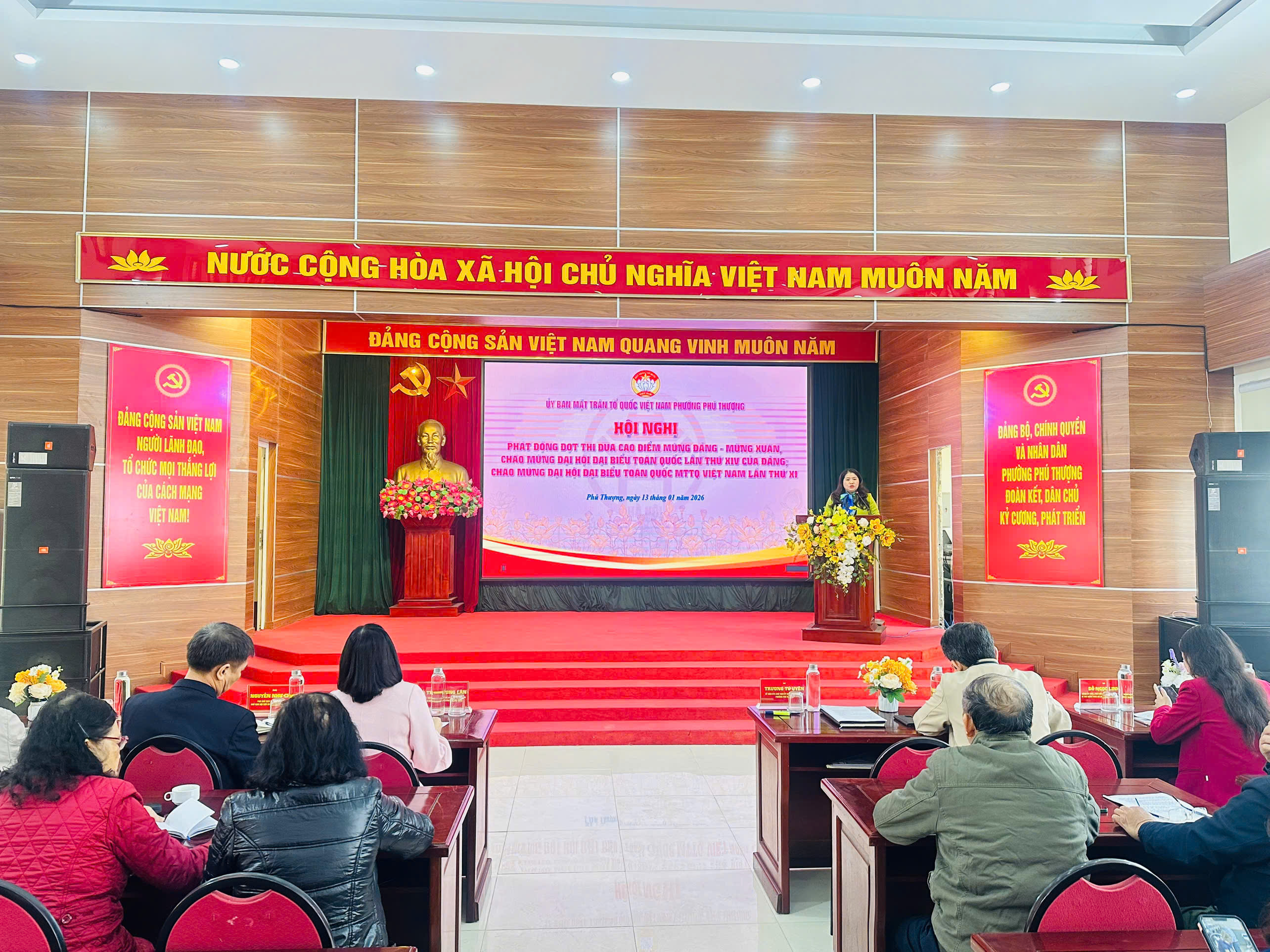 Phường Phú Thượng phát động thi đua “Mừng Đảng - Mừng Xuân”, hướng về Đại hội XIV của Đảng và các sự kiện chính trị trọng đại