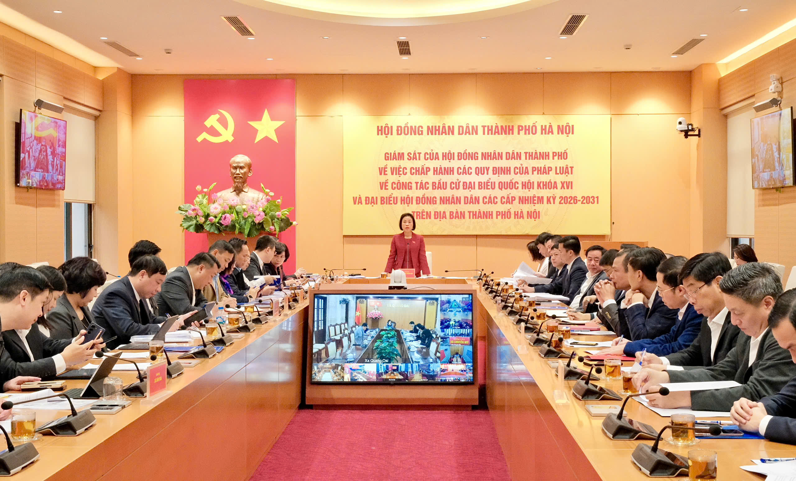 HĐND thành phố Hà Nội giám sát công tác bầu cử tại 18 xã, phường, yêu cầu bảo đảm tiến độ, không bỏ sót cử tri