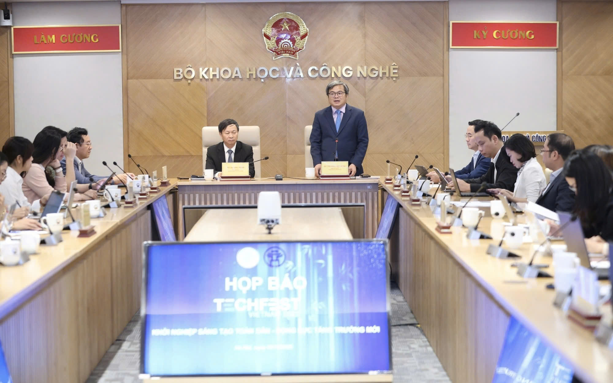TECHFEST Việt Nam 2025: Lan tỏa tinh thần khởi nghiệp sáng tạo toàn dân, tạo động lực tăng trưởng mới