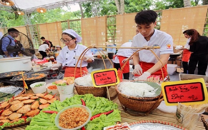 Liên hoan Ẩm thực và Du lịch làng nghề, phố nghề Hà Nội 2025: hành trình khám phá tinh hoa Thăng Long giữa lòng Tây Hồ