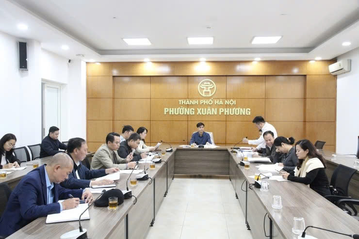 Phường Xuân Phương siết chặt an toàn thực phẩm, tháo gỡ điểm nghẽn trật tự đô thị theo nguyên tắc “6 rõ”