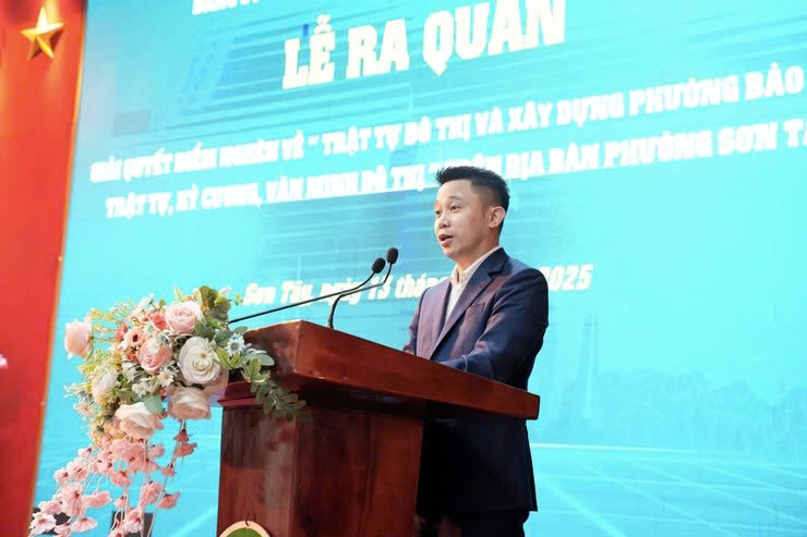 Phường Sơn Tây ra quân lập lại trật tự đô thị, quyết tâm khắc phục điểm nghẽn, xây dựng đô thị văn minh
