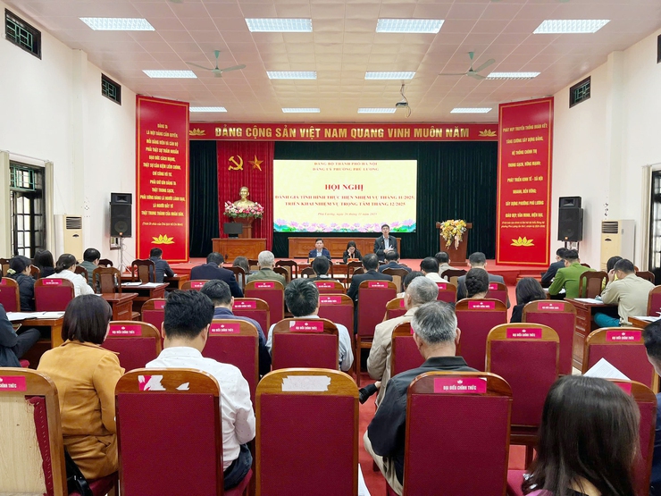 Đảng ủy phường Phú Lương tập trung cao độ nhiệm vụ tháng 12, tạo đà hoàn thành toàn diện mục tiêu năm 2025