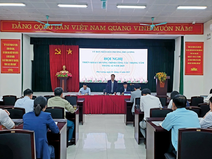 Phường Phú Lương tập trung tháo gỡ điểm nghẽn dân sinh, quyết liệt thực hiện nhiệm vụ trọng tâm tháng 12-2025