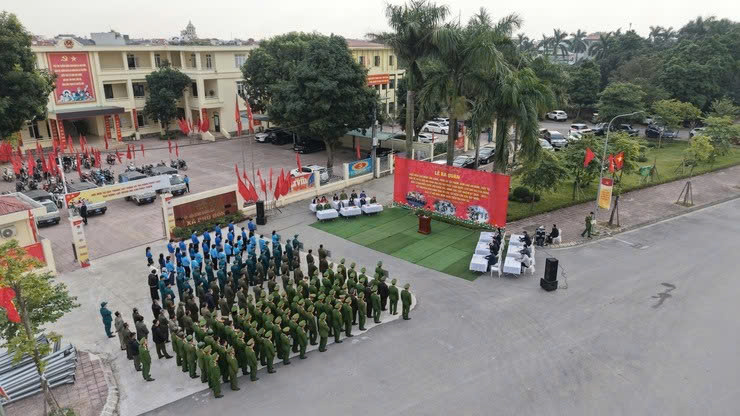 Xã Phù Đổng ra quân cao điểm trấn áp tội phạm, bảo đảm an ninh, trật tự dịp Tết và các sự kiện chính trị trọng đại