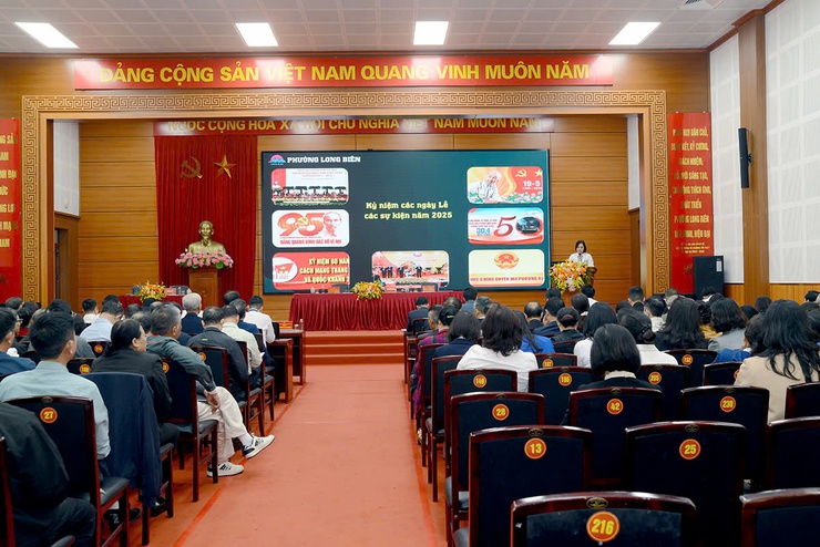 HĐND phường Long Biên thông qua nhiều nghị quyết quan trọng tại kỳ họp thường lệ cuối năm 2025