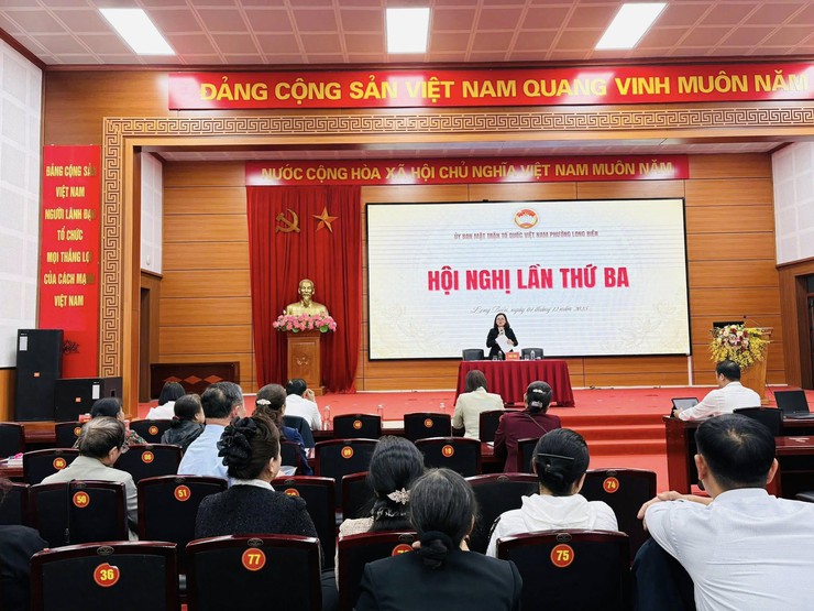 MTTQ phường Long Biên phản biện xã hội dự thảo báo cáo phát triển kinh tế - xã hội, an ninh - quốc phòng năm 2025