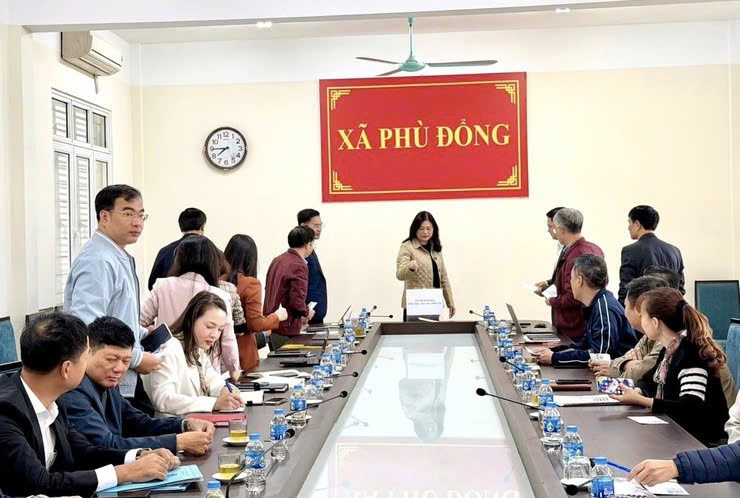 Xã Phù Đổng lan tỏa tinh thần sẻ chia, chung tay ủng hộ đồng bào vùng lũ