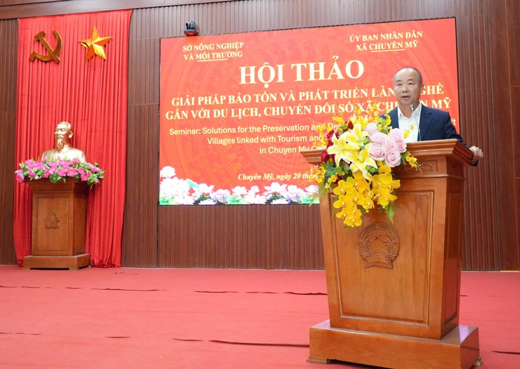 Hà Nội tìm lời giải bảo tồn và phát triển làng nghề gắn với du lịch, chuyển đổi số