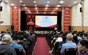 Phường Long Biên đối thoại trực tiếp về thủ tục hành chính, nâng cao chất lượng phục vụ người dân