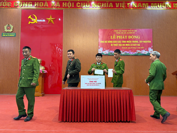 Công an xã Quảng Bị phát động ủng hộ đồng bào miền Trung, Tây Nguyên khắc phục hậu quả mưa lũ
