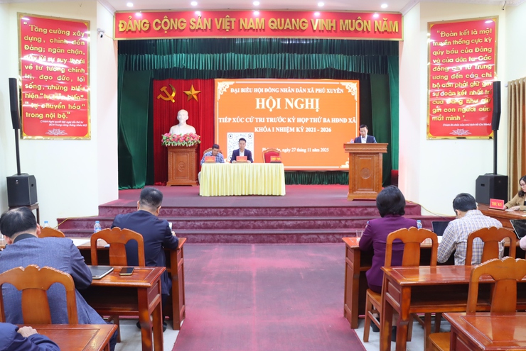 Cử tri kiến nghị nhiều vấn đề dân sinh trước kỳ họp thứ Ba HĐND xã Phú Xuyên