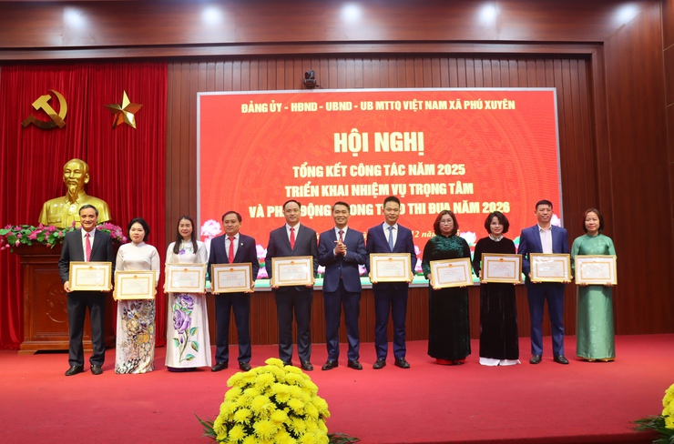 Xã Phú Xuyên tổng kết công tác năm 2025, tạo khí thế thi đua thực hiện nhiệm vụ năm 2026