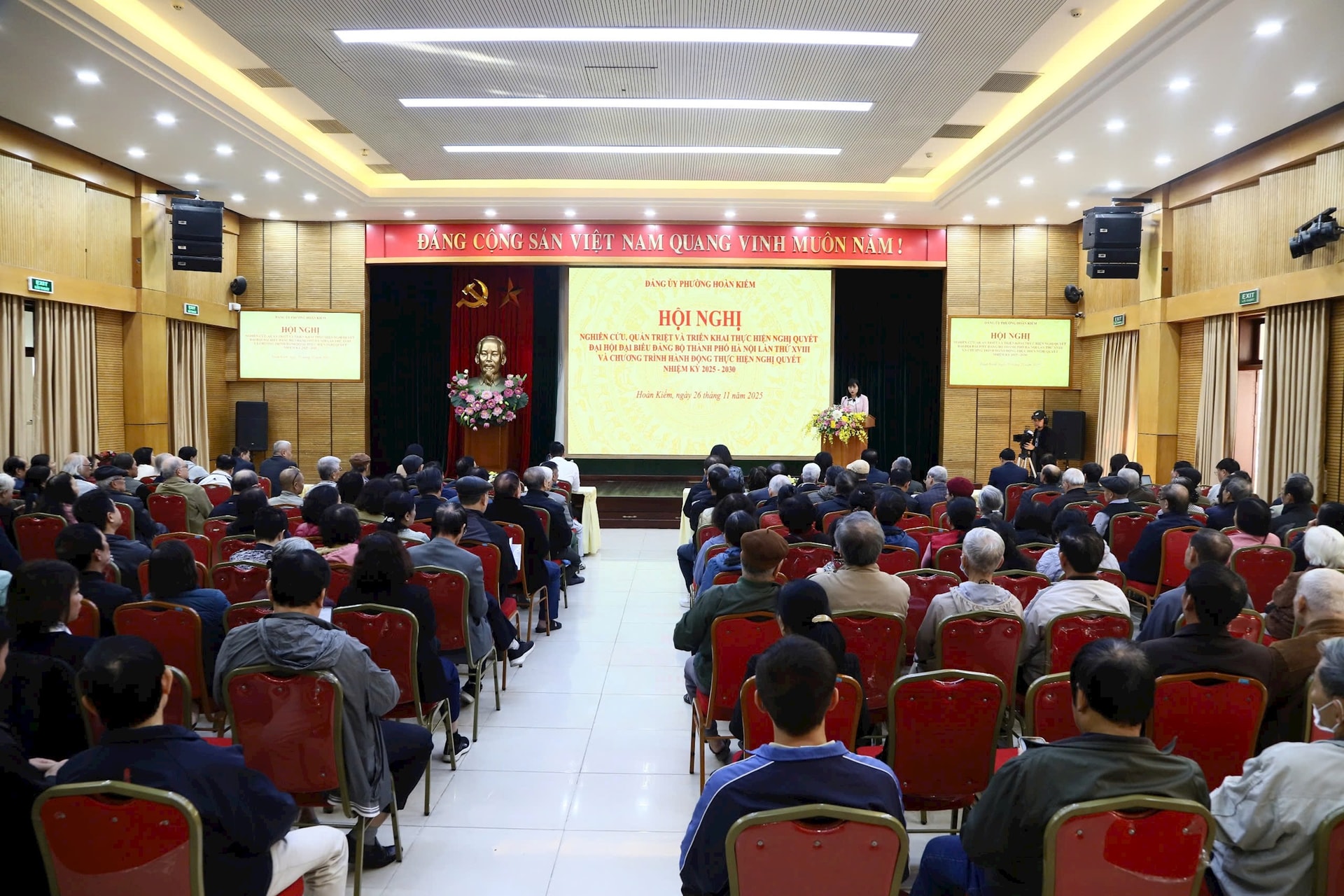 Phường Hoàn Kiếm thống nhất nhận thức, quyết tâm đưa Nghị quyết Đại hội XVIII Đảng bộ thành phố vào cuộc sống