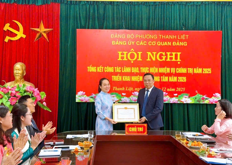 Đảng ủy các cơ quan Đảng phường Thanh Liệt hoàn thành xuất sắc nhiệm vụ năm 2025, tạo nền tảng cho giai đoạn mới