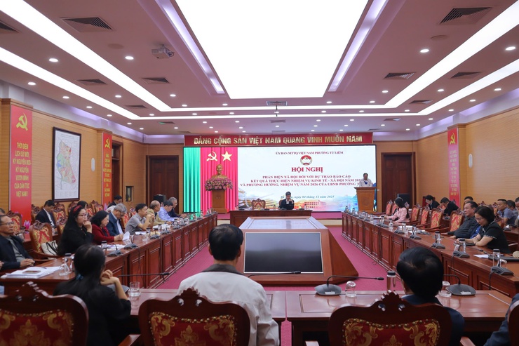 Phường Từ Liêm tổ chức hội nghị phản biện xã hội, góp ý hoàn thiện định hướng phát triển năm 2026