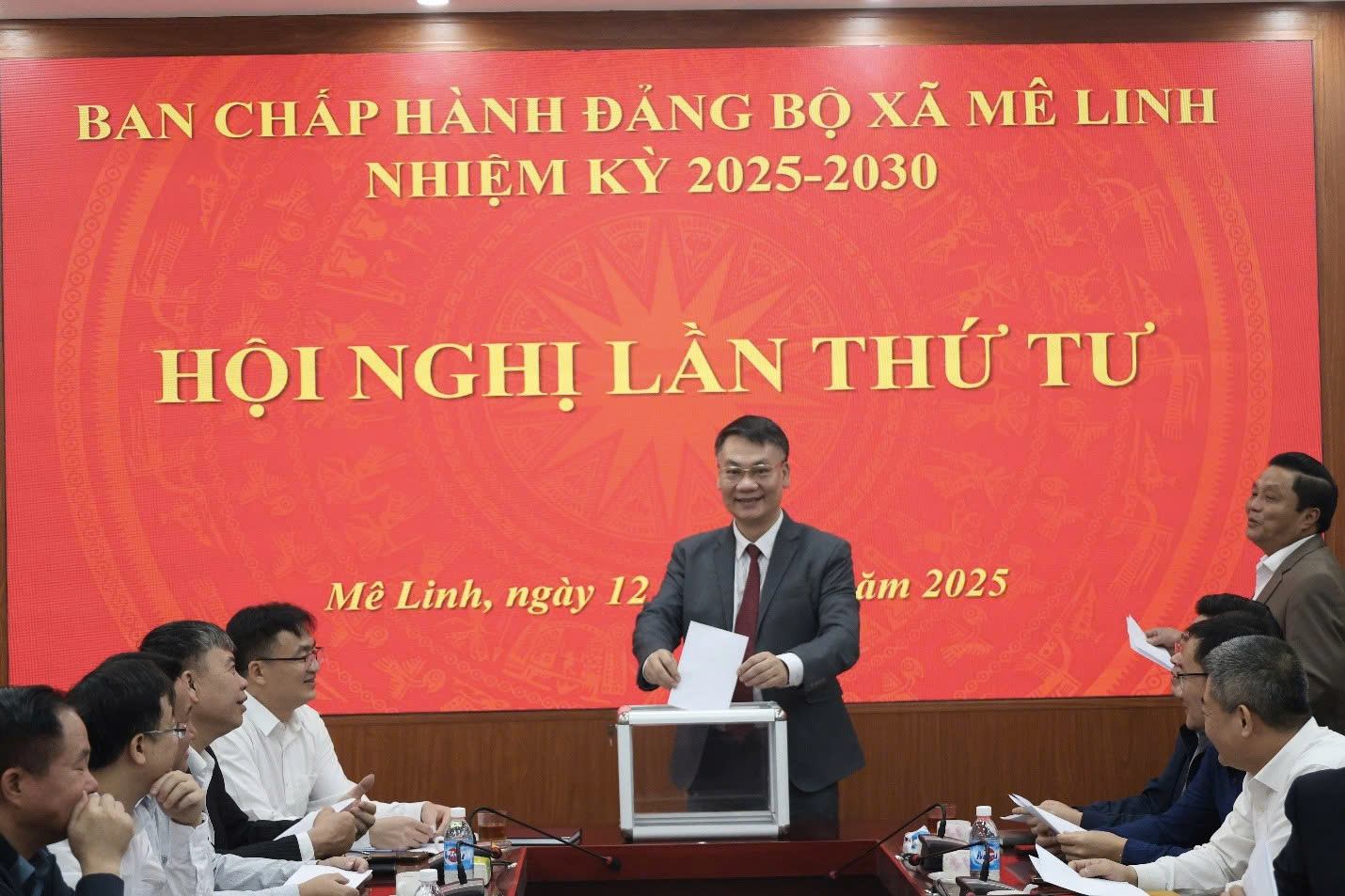 Đảng ủy xã Mê Linh kiện toàn Ban Thường vụ, củng cố hạt nhân lãnh đạo nhiệm kỳ 2025-2030