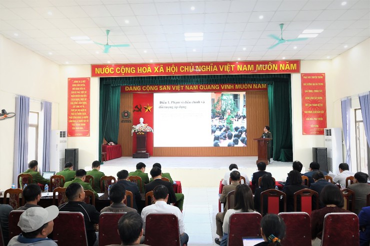 Công an xã Mê Linh tăng cường phối hợp bảo đảm an ninh, trật tự trong trường học