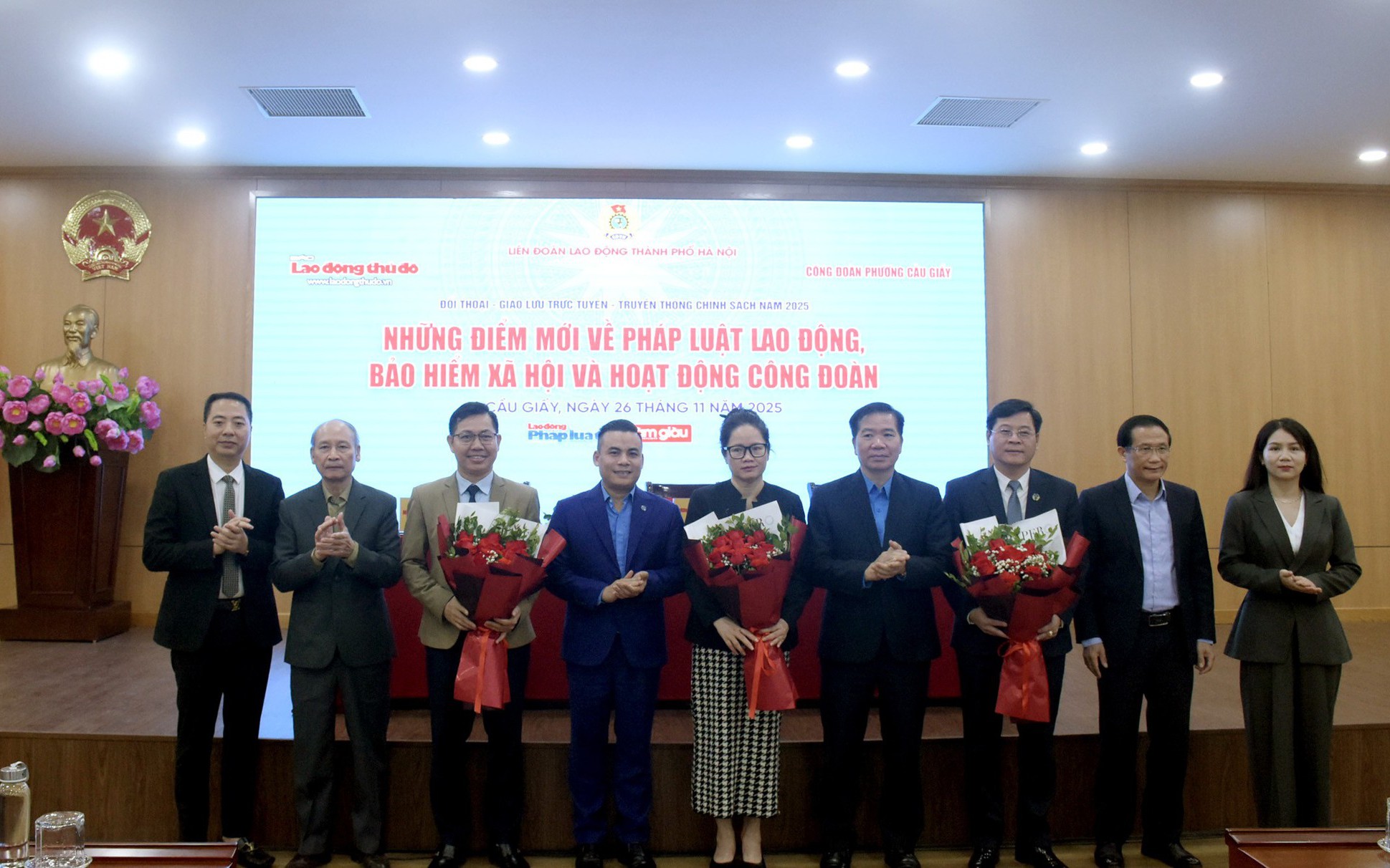 Hỗ trợ, phổ biến pháp lý cho người lao động trong bối cảnh tái cấu trúc doanh nghiệp